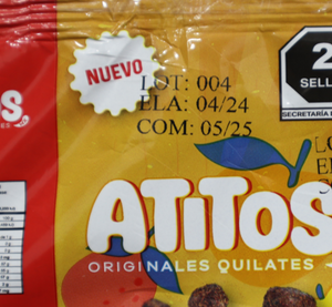 Etiqueta en tapa de botella